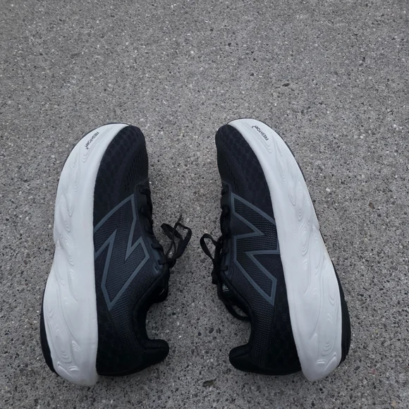 New Balance Fresg Foam 1080 Sneaker Men Size 9. 2E - Picture 10 of 16